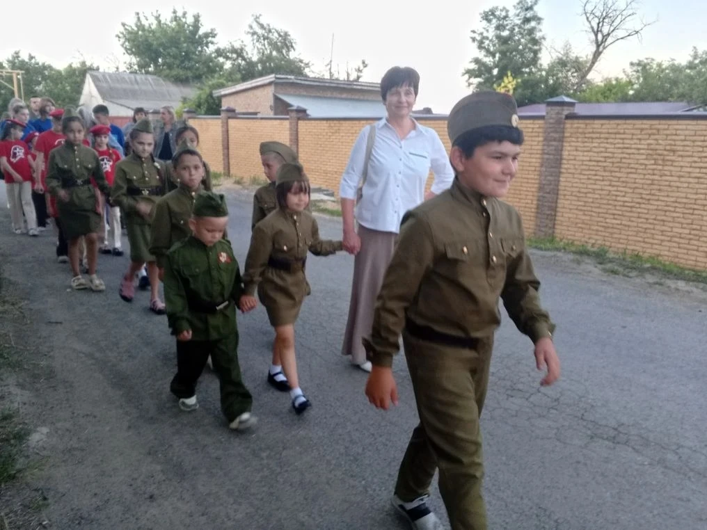 Мы приняли участие на митинге в память о павших. Подробнее тут 👇 https://vk.ru/wall197785162_1325 #россия1 - изображение