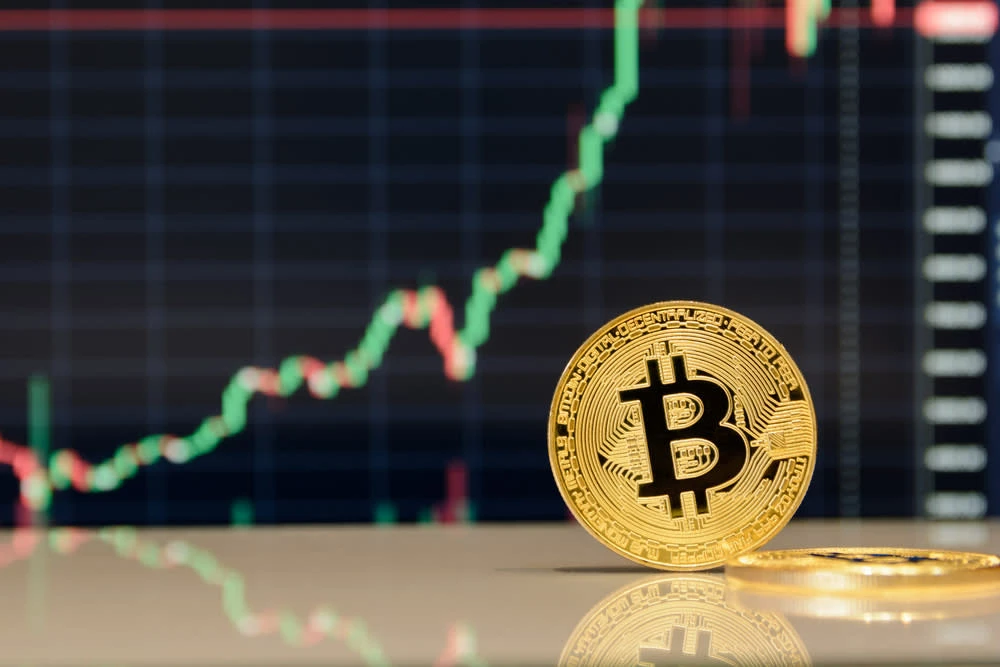 🚀 Рынок оживает: BTC выше $61 000, мем-сектор в фокусе Крипторынок демонстрирует уверенное восстановление. По - изображение