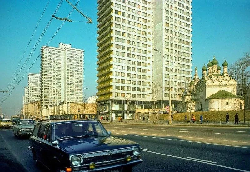 На проспекте Калинина, 1976 Доброе утро 🤗!!!!! - изображение