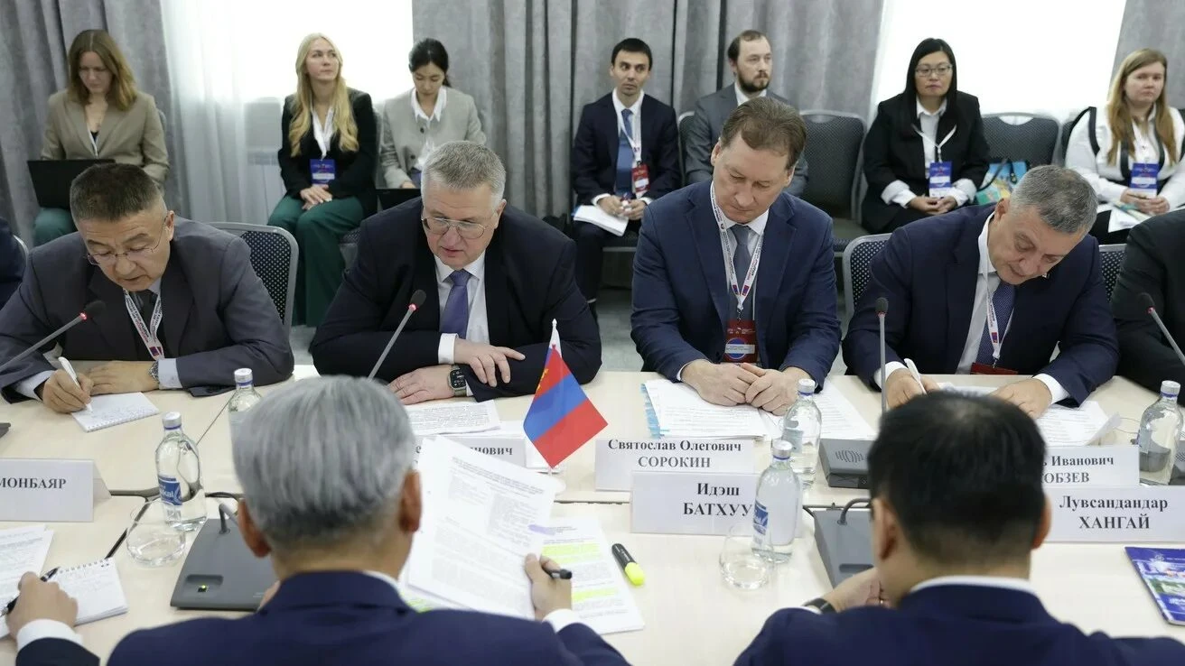 Понедельник, 14 сентября В Улан-Баторе откроется II Форум регионов России и Монголии с участием вице-премьера РФ - изображение