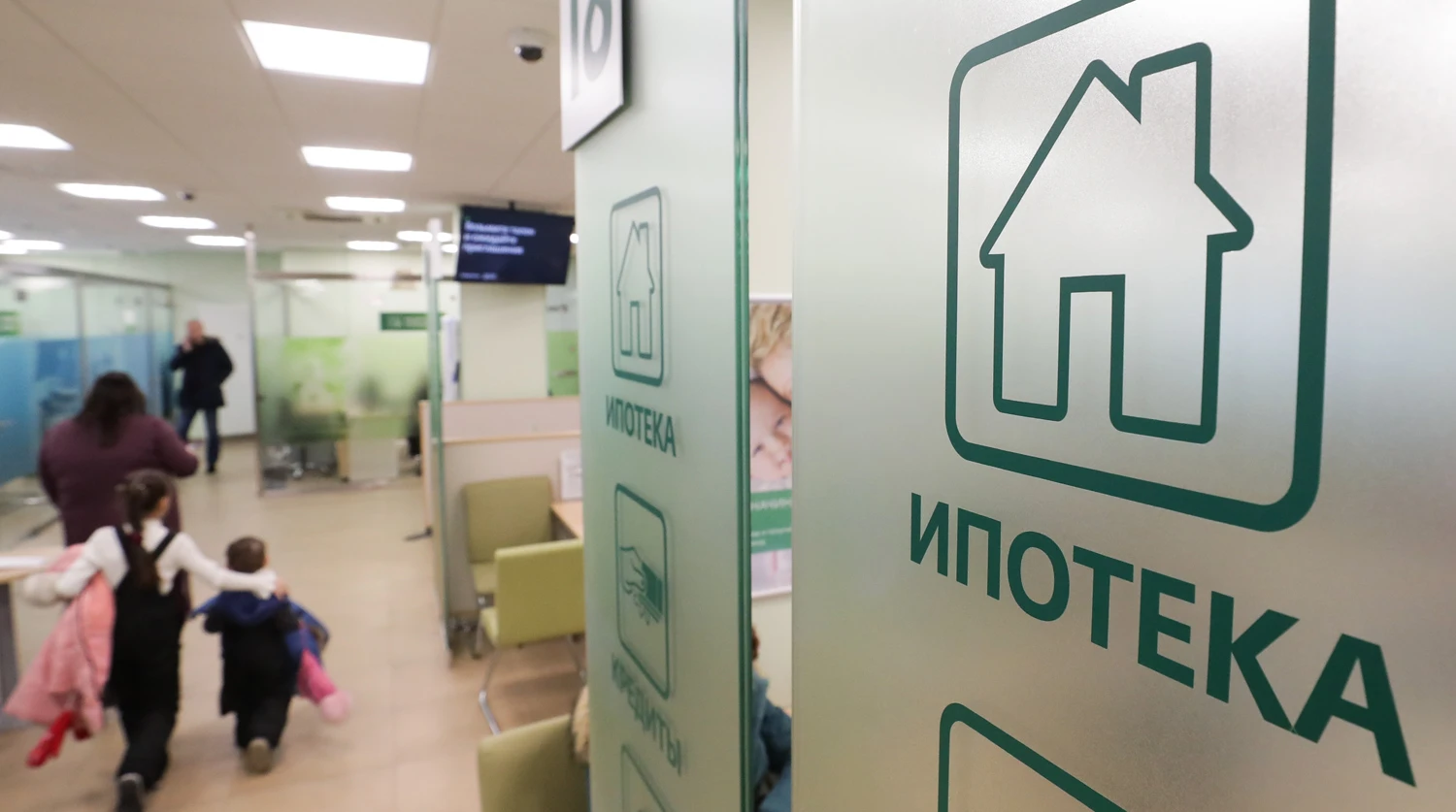 Что случилось Риелторы подсчитали, сколько нужно зарабатывать, чтобы купить однокомнатную квартиру в Москве в - изображение