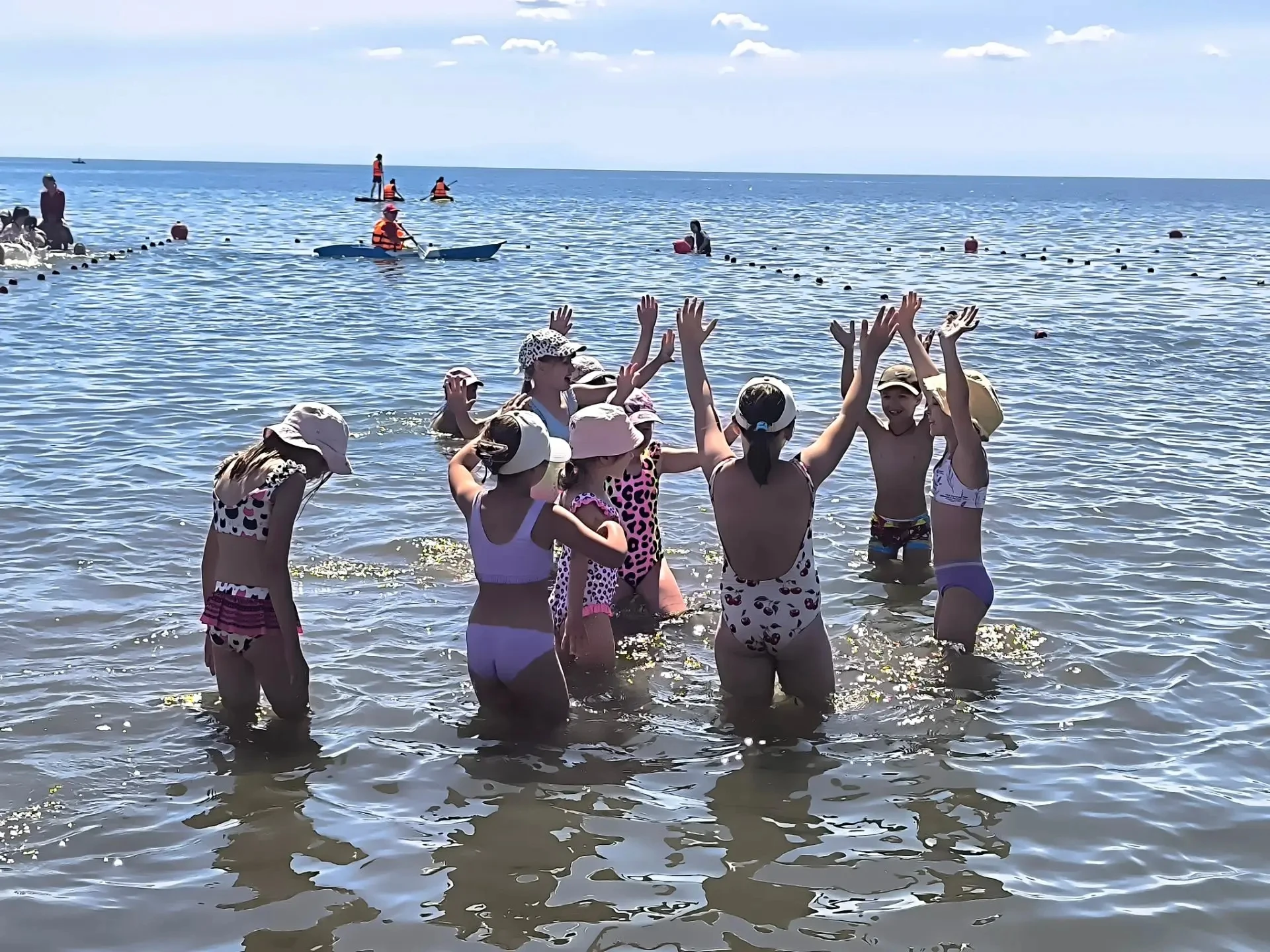 🌊Как покорить волну: урок управления сапбордом в «Лучистом»! 🌊 Представьте: вокруг — бескрайняя водная гладь, - изображение