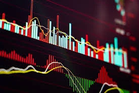 Почему классические индикаторы ведут к сливу депозита? 📉❌ Многие в трейдинге начинают с поиска «грааля» — - изображение