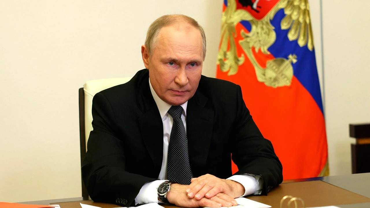 Что случилось Президент России Владимир Путин дал поручение правительству и ФСБ гарантировать россиянам - изображение