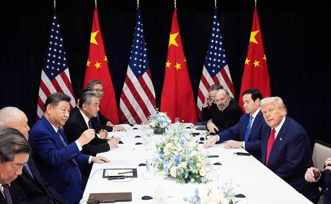 Переговоры Дональда Трампа и Си Цзиньпина нередко называют «саммитом недоверия» - на то есть веские причины. - изображение