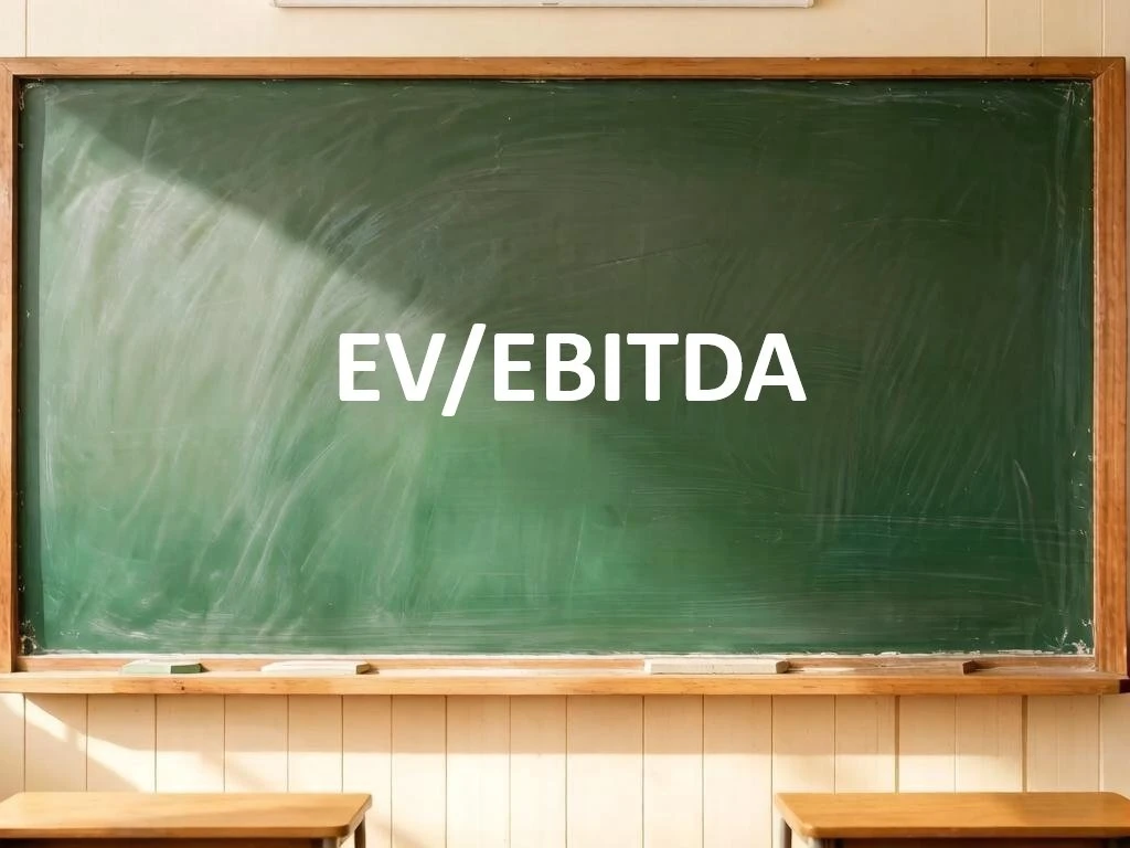 В 2021 году я выбирал между тремя телеком-компаниями. У одной P/E = 8, у другой P/E = 15, у третьей P/E = 25. - изображение