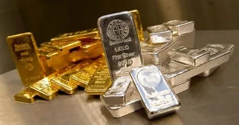 Пока мировые рынки лихорадит от геополитики, в стане российских драгметаллов творится настоящая - изображение