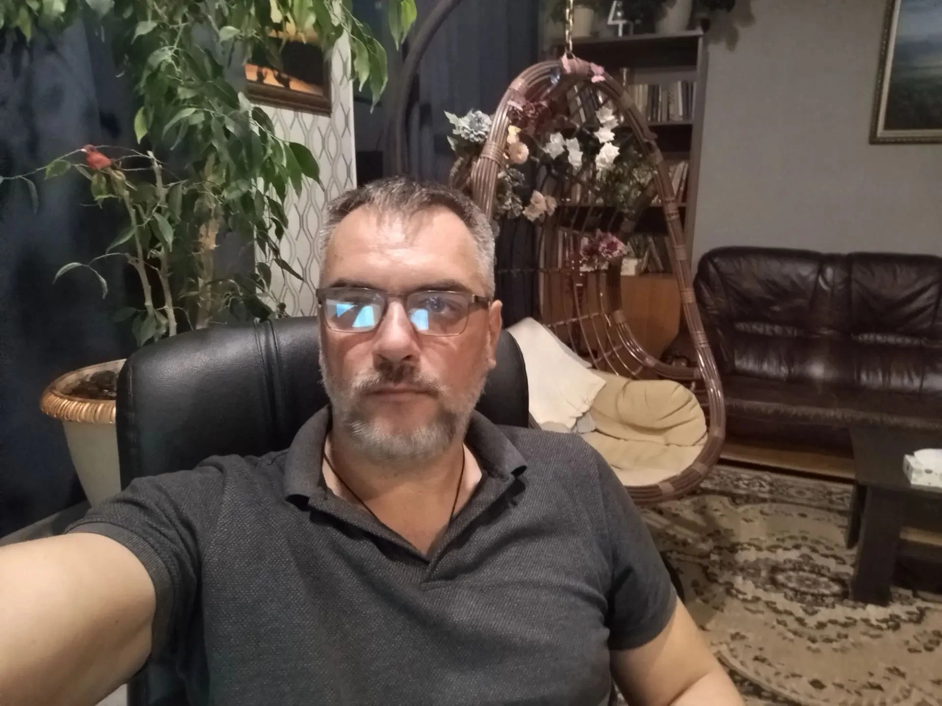 Сила личности измеряется тем, сколько лет Вы можете прожить в настоящем аду и не сломаться. Нет, не в - изображение
