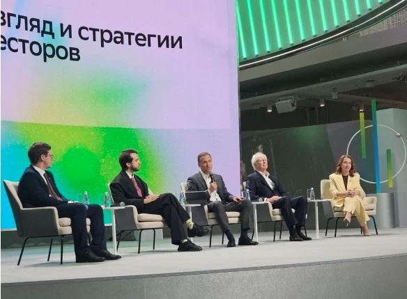 Вчера побывал на форуме СберИнвестиций “Настоящее - будущее”. Говорили о многом - о настоящем (высокие ставки - изображение