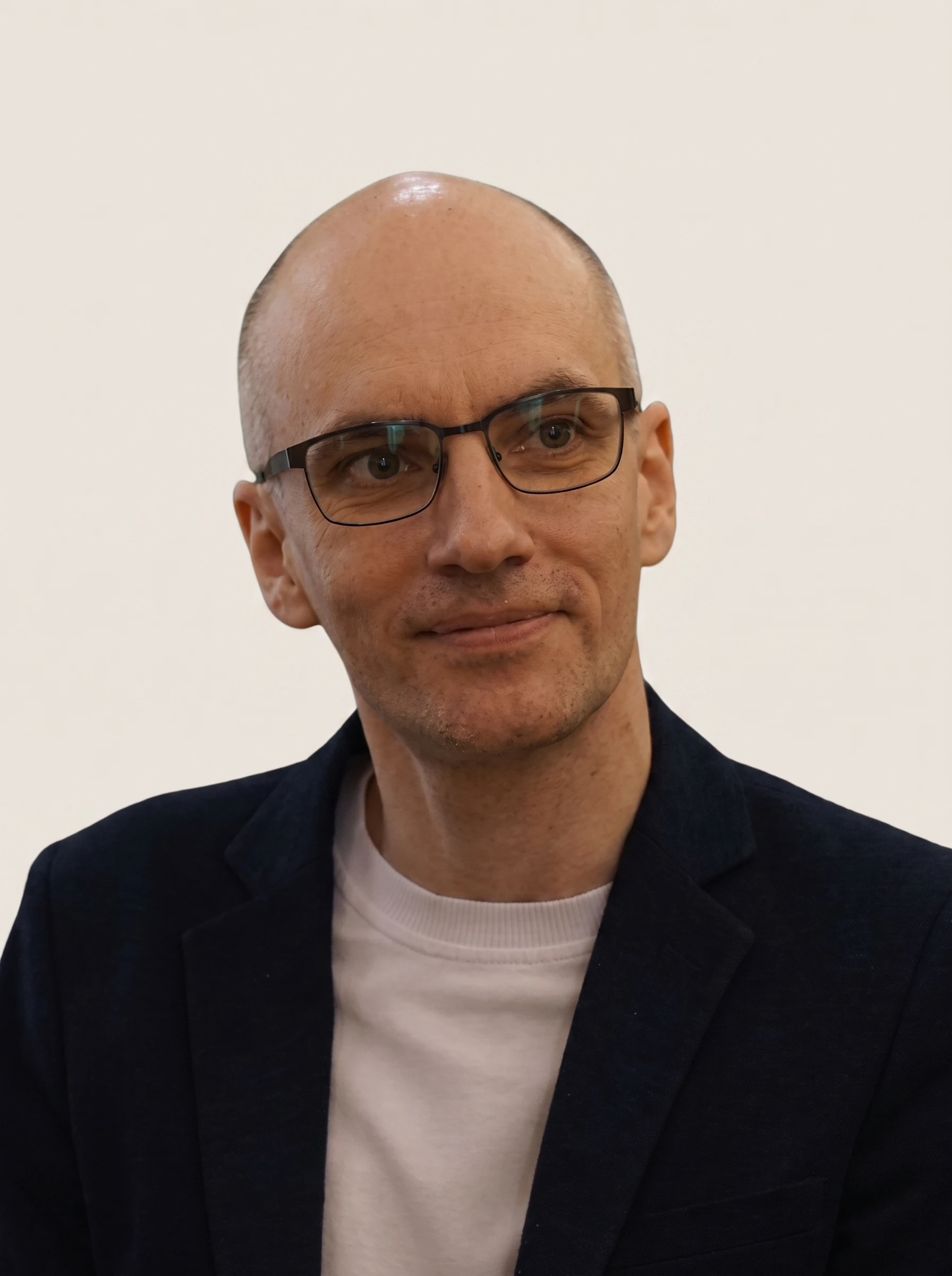 Меня зовут Ник Черри. Я финансовый аналитик со стажем более 15 лет, который открыто говорит: прогнозы — это шум. - изображение