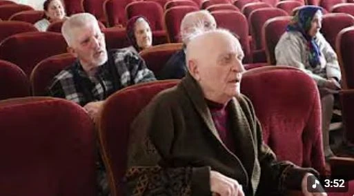 #БАЗАРразбор Хотим рассказать вам про Александра и Раису ПРОКОФЬЕВЫХ. Она - поэт и переводчик, он - певец и - изображение