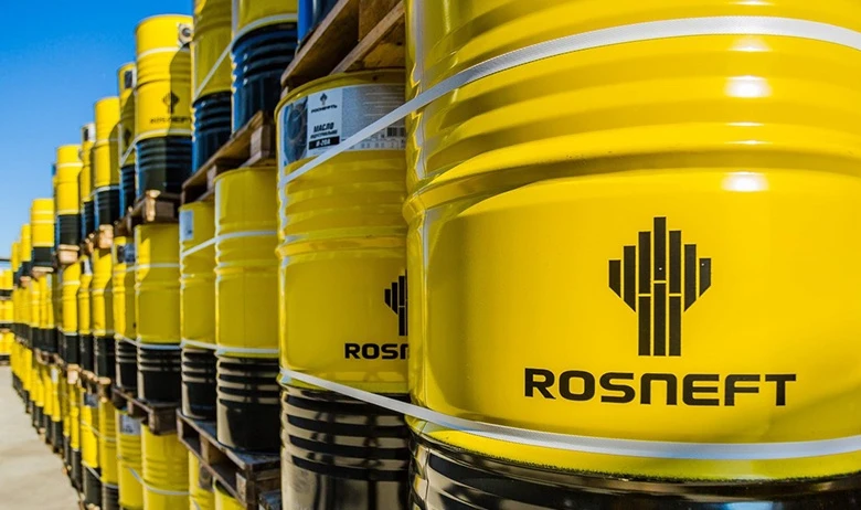 Что случилось Акционеры «Роснефти» утвердили итоговые дивиденды за 2025 год в размере 2,27 рубля на акцию. - изображение