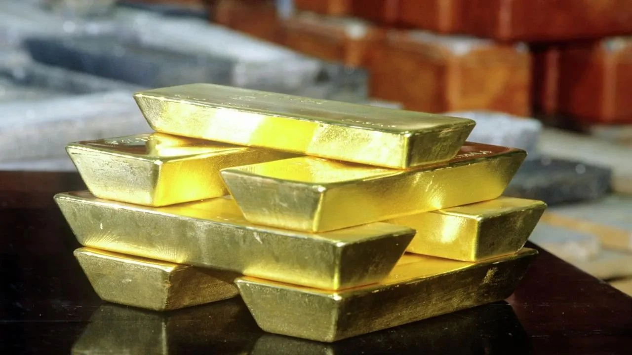 Ювелирные сети наращивают продажи золотых слитков. Правда, слиток в ювелирке — это не инвестиция, а сувенир с - изображение