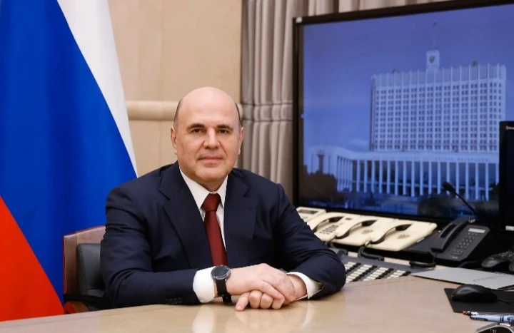«Примите мои искренние поздравления с профессиональным праздником и знаменательным юбилеем – 35-летием со дня - изображение
