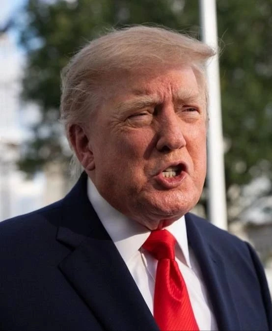 ❗️Трамп разочарован тем, что Путин «не смог победить Украину за один день» "Если бы они не свернули с шоссе на - изображение