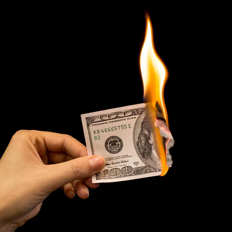 Представьте заголовок Reuters: The startup continues to burn cash but has a 24-month runway Если переводить - изображение