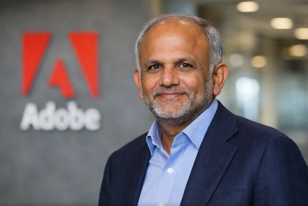 Перед вами два CEO. Сверху — прежний CEO Adobe, который рулил компанией аж 18 лет, а снизу — новый глава Adobe, - изображение